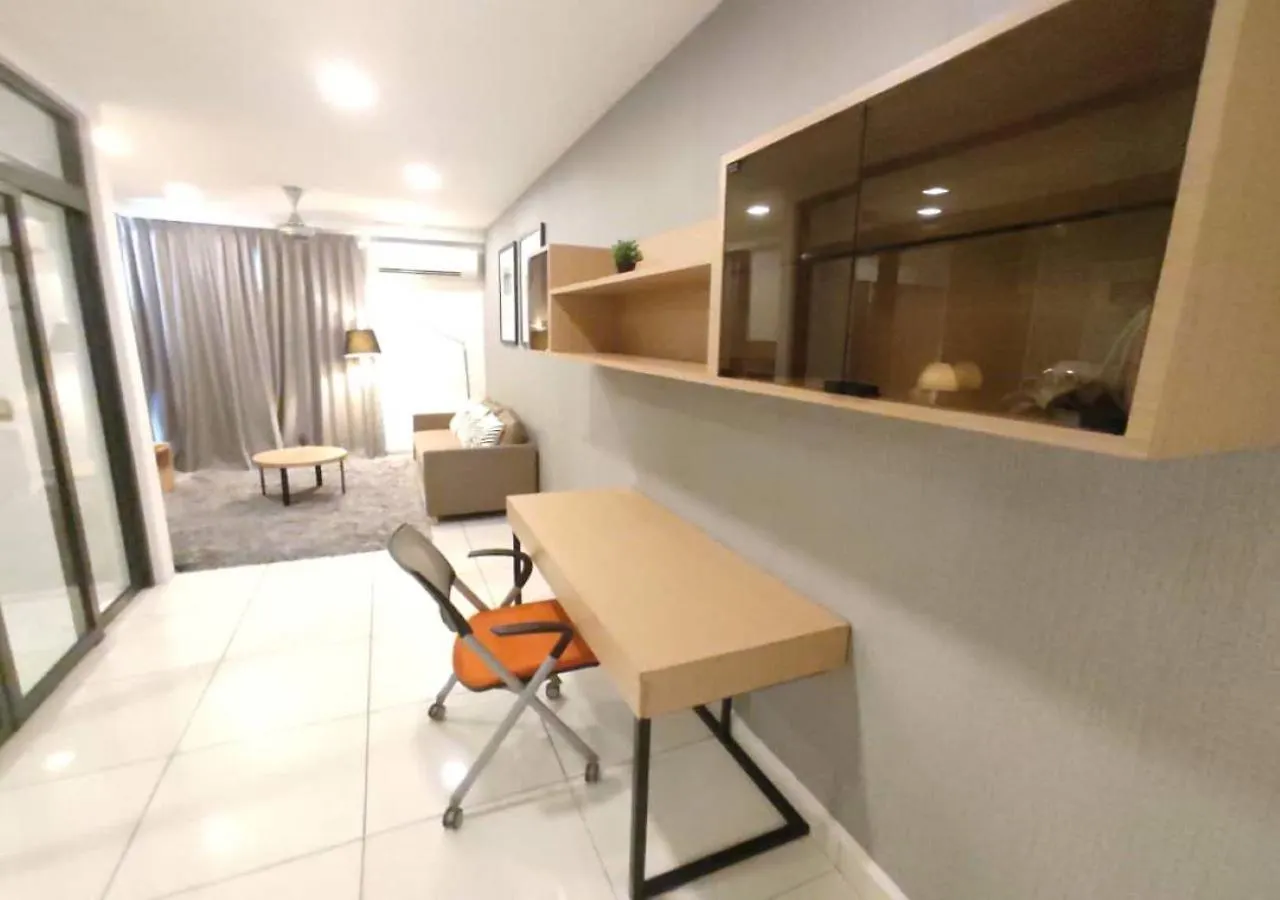 Apartment Suites At 1Tebrau Johor Bahru