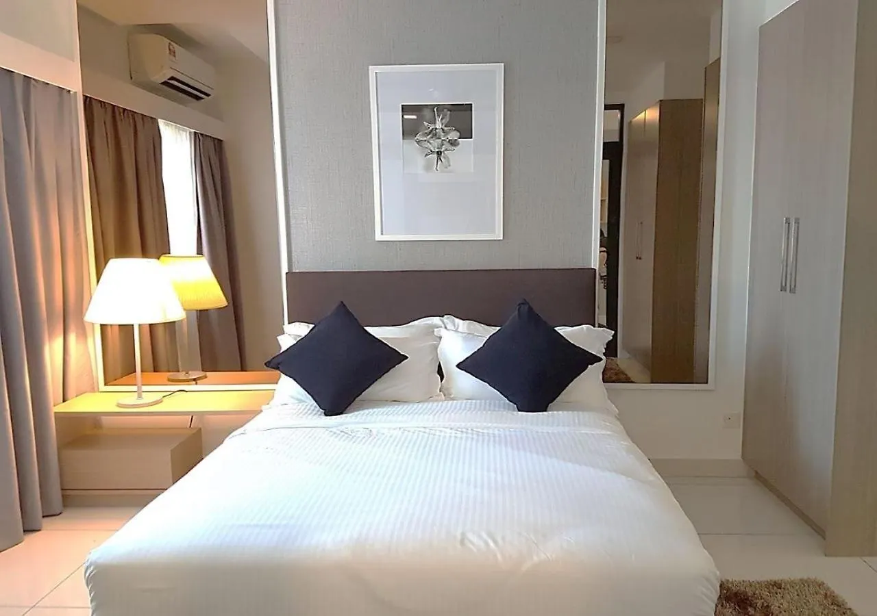 Lägenhet Suites At 1Tebrau Johor Bahru
